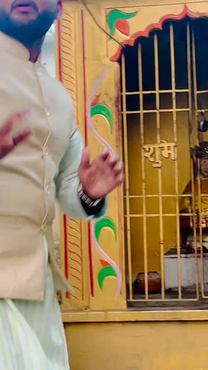 पट्टी के हनुमान मंदिर में स्थापित साईं बाबा को लेकर मचा बवाल युवा समाजसेवी सक्षम सिंह योगी ने किया विरोध, कहाँ हिन्दू देवी देवताओं के मंदिर में साईं का क्या काम ?? #sai #ram #hindu