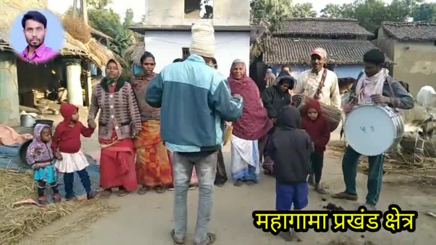 महागामा प्रखंड क्षेत्र के आदिवासी समाज के लोग धूमधाम से मना रहे है सोहराय 
#viralvideio
