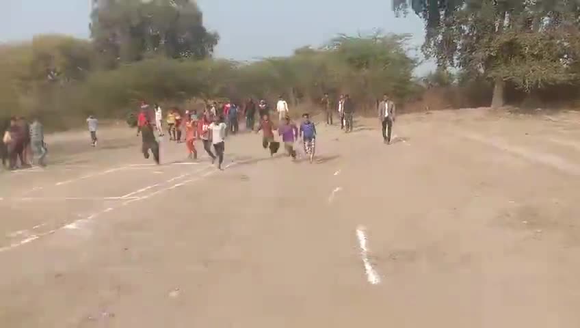 चरखारी: अखिल भारतीय विद्यार्थी परिषद चरखारी नगर द्वारा राष्ट्रीय युवा दिवस #युवा_पखवाड़ा के अंतर्गत #खेलो_भारत खेल प्रतियोगिताएं आयोजित कराई गई #खेलो_भारत #abvp #sfs