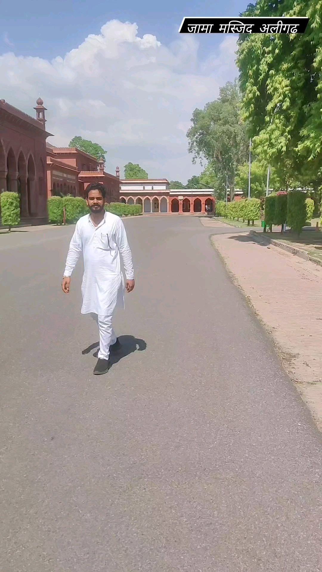 اللہ تعالیٰ آپ سب کو سکون قلب نصیب فرمائے آمین 
 #ازان 
 #اسلام