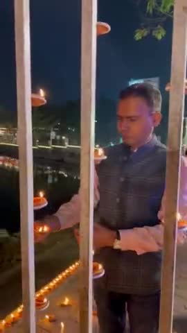Marine Drive Raipur एक लाख़ दीपों से जगमग

 #RamLallaVirajman #EkDiyaRamKeNaam #RamAyenge #RamMandirPranPrathistha #Chhattisgarh