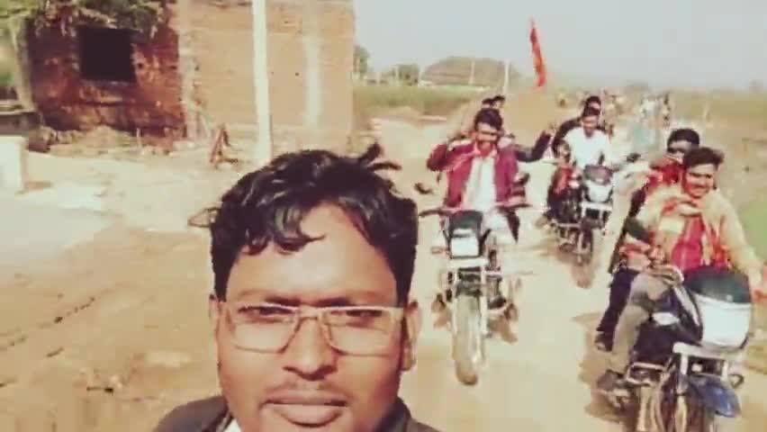 ग्राम पंचायत गोइन्दी में निकाली गई भव्य जुलूस मुखिया पति लालमणि राम
#तरहसी #राजनैतिक #बीजेपी आरएसएस
#तरहसी #पलामू न्यूज