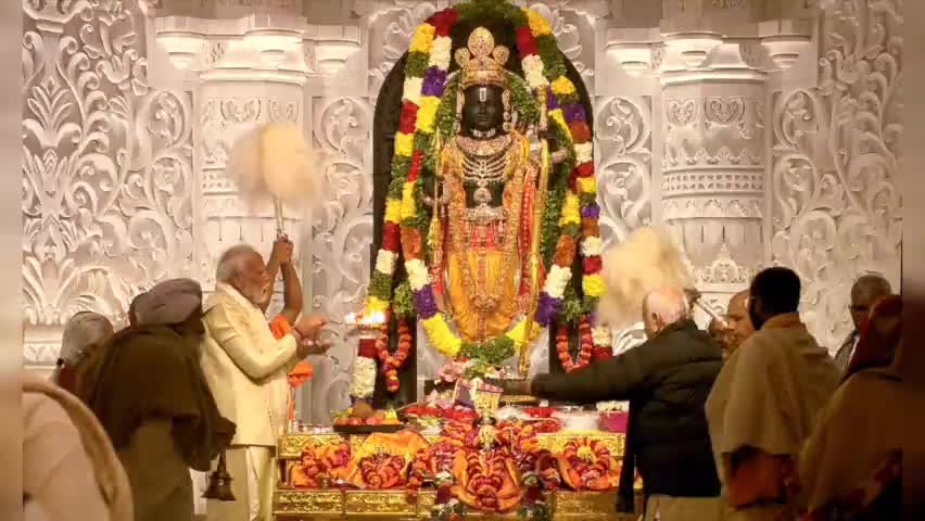 पटना ग्रामीण: celebraties at Ram mandir, Ayodhya
#Rammandir #rammandirayodhya