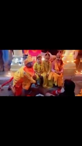 हमारे प्रभु राम आये हैं..
#जय_श्रीराम #ramayana #rammandirayodhya #rammandirinayodhya #rambhakt #rammandir #reelsi #RamTemple #ramlala #ramayodhya #ऐसेहैमेरेराम
