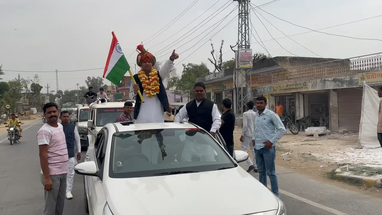 देश का सविंधान हमारी शान भारतवासी होने पर हमें है  गुमान सभी देशवासियो को गणतंत्र दिवस की हार्दिक बधाई एवं शुभकामनाए | #HappyRepublicDay