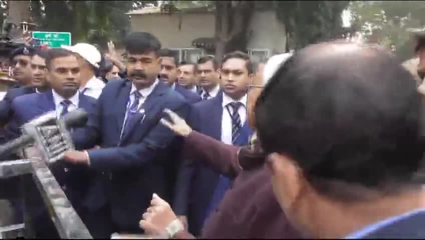 सुनिये मुख्यमंत्री से इस्तीफा देने के बाद क्या बोले Nitish Kumar 
#BiharPolitics #बिहार #nitishkumarcmbihar