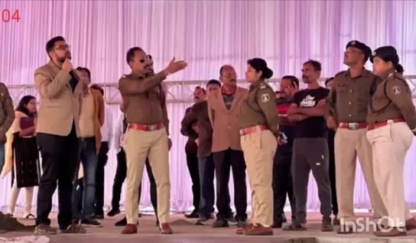 सोनहत: कलेक्टर कोरिया ने किया झुमका जल महोत्सव कार्यक्रम स्थल का निरिक्षण दिए आवश्यक निर्देश