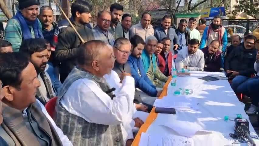 लक्सर विधायक ने उमेश शर्मा के खिलाफ़ खोला मोर्चा।। उमेश ने की थी बसपा विधायक के साथ सदन में अभद्रता।।#bsp #umeshsharma