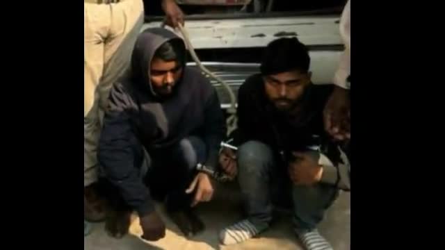 हरसिद्धी: हरसिद्धि के बड़ाहरपुर निवासी शराब तस्कर को अरेराज उत्पाद पुलिस ने किया गिरफ्तार,दो की हूई गिरफ्तारी