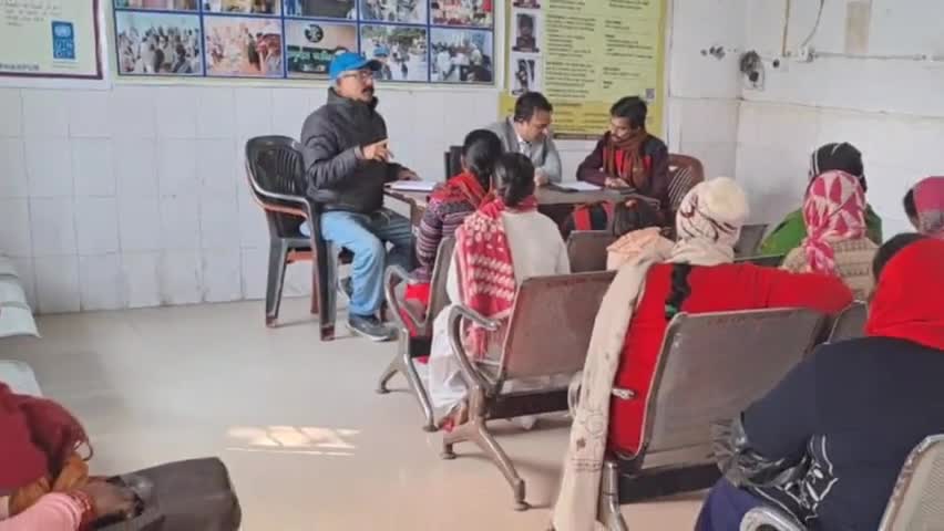 पहाड़पुर: पहाड़पुर पीएचसी में प्रभारी चिकित्सा पदाधिकारी ने कर्मियों के साथ की समीक्षा बैठक, एमडीए प्रोग्राम का भी हुआ शुभारंभ