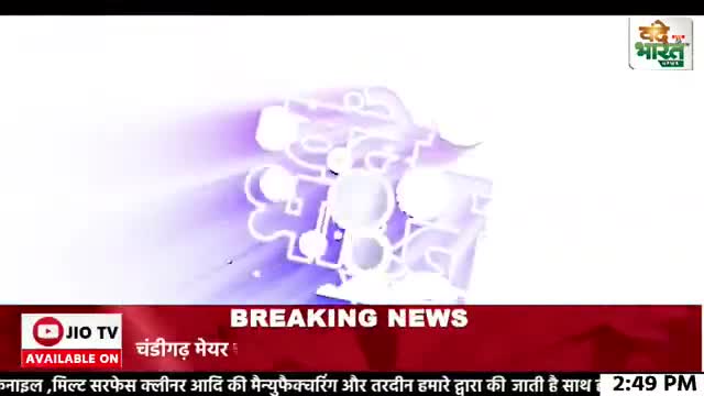 #अनियंत्रित होकर पलट गई कार