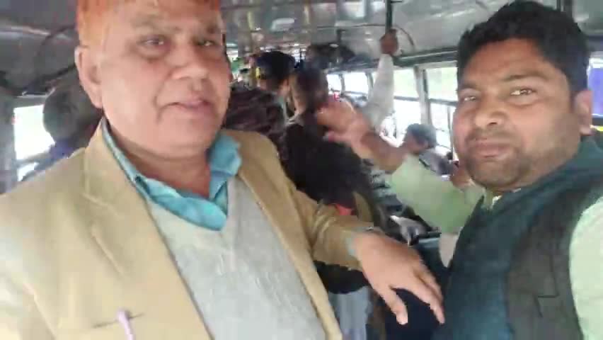 ईवीएम मशीन के विरोध में आंदोलन बहुजन मुक्ति पार्टी के कार्यकर्ताओं को दिल्ली पुलिस ने किया गिरफ्तार
#आनन्द_कुमार_गौतम