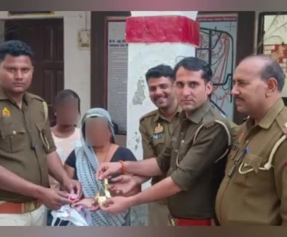 थाना एका पुलिस ने अपनी सक्रियता से मात्र डेढ़ घंटे के अंदर महिला का पास सा कुशल वापस  कर साबित किया अपनी मिसाल#fzd