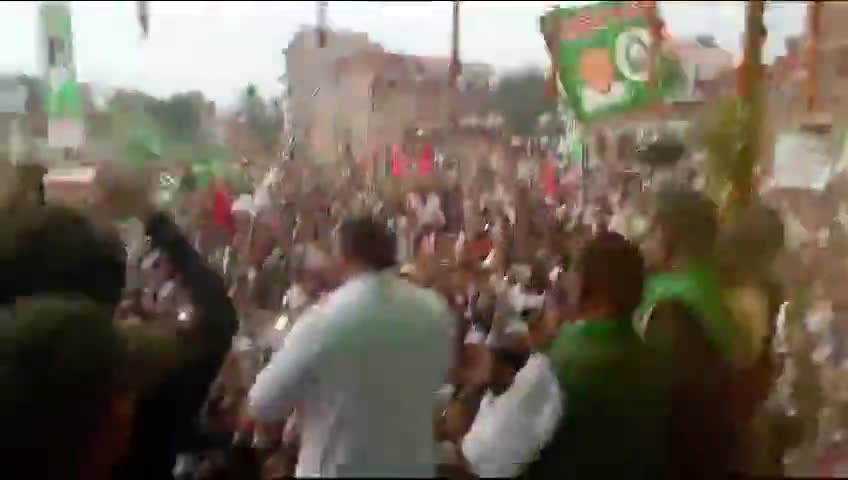 कल युवा नेता Tejashwi Yadav भैया जी का #नालंदा जिला मे आना हुआ इस दौरान #नालंदा जिला के युवा,महिला और बुजुरगो ने उनकी सुवगत के लिए पढ़ चढ़ कर हिस्सा लिया!
R.J.D - राष्ट्रीय जनता दल Lalu Prasad Yadav