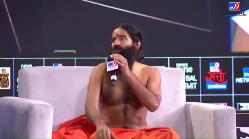 बाबा रामदेव भी हुए #तेजस्वी जी के कायल !
 'आजकल तेजस्वी सही योग कर रहा है, तेजस्वी जो है जिस तरह से बिहार में निकला है, लाखो लोग सुनने आ रहे हैं  उस लड़के को"