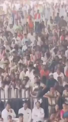 पूरा देश आज एक सुर में कह रहा है...

मैं हूँ मोदी का परिवार !
#ModiKaParivar #मोदीपरिवार #ModiAgainIn2024
