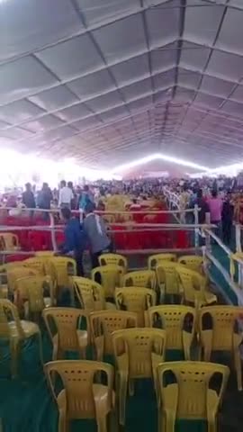 मोदी परिवार लिखने वाले वंशावली के साथ DNA जांच रिपोर्ट दिखाएं तब ही जायज मोदी का परिवार मना जायेगा अन्यथा न जायज ही लोग समझेंगे।
#लौरिया_विधानसभा Mukesh Yadav Tejashwi Yadav
