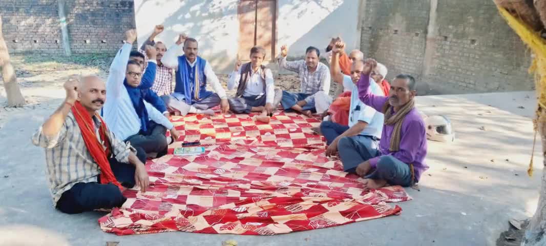 #लालगंज ऑल इंडिया के के एम एस के कार्यकर्ता दिल्ली के रामलीला मैदान में होने वाले किसान महापंचायत में होंगे शामिल