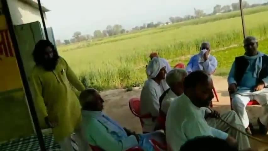 अटेली: राष्ट्रीय राजमार्ग 152डी पर सेहलंग - बाघोत के बीच कट के लिए अनिश्चितकालीन धरने पर जाकर खुले मन से समर्थन दिया ।