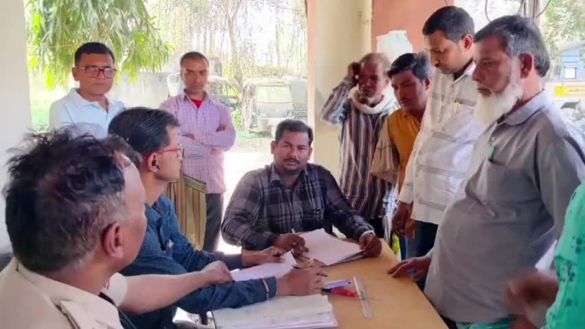 बैसि: बायसी थाना परिसर में जनता दरबार का हुआ आयोजन, एक मामले का किया गया निष्पादन