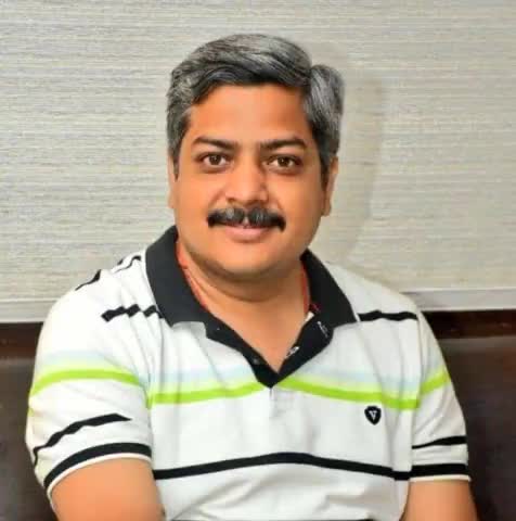 होलिका दहन पावन पर्व की आप सभी आदरणीय 
जनों एवं मित्रो को हार्दिक बधाई एवं शुभकामनाएं।

#HolikaDahan #HolikaDahan2024