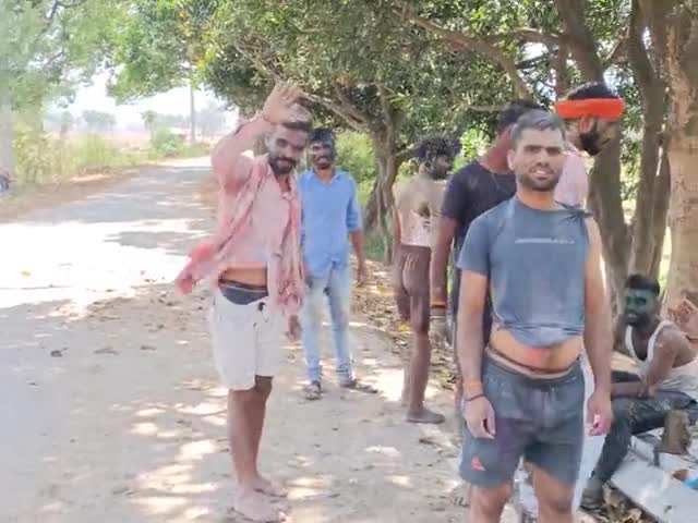 इस्लामनगर अलीगंज: bhaluana me holi manate hue#राम_मंदिर @