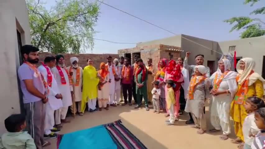 #ऐलनाबाद के गांव मूसली में सरपंच स्वर्णजीत सिंह जी मोहन सिंह रानियां एवं अन्य सम्मानितजन को भाजपा में शामिल किया।