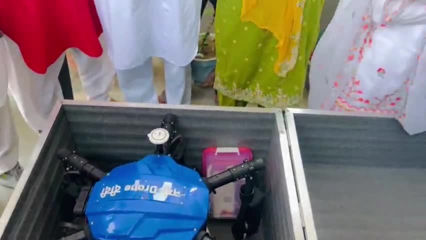 शक्ति की उपासना भी
शक्ति को अधिकार भी

#रानियां के गांव भूना की बहन शारदा को ड्रोन मिल गया है। #ThanksModiJi
