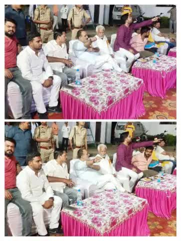 कल रूधौली विधान सभा क्षेत्र के सल्टौवा में #डी _आर _वाई_मेमोरियल_एकेडमी पर आयोजित वार्षिक उत्सव कार्यक्रम में शामिल हुआ ।

                 आपका अपना 
                  जितेन्द्र यादव
