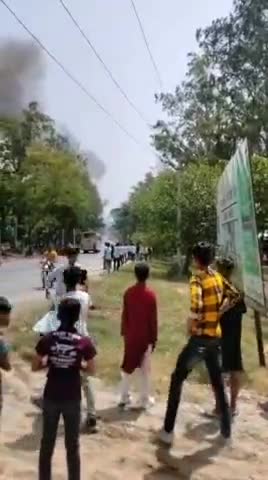 Thakurdwara sindhawali Gaon Mein gas cylinder Se Bhare truck mein Achanak Lagi Aag
