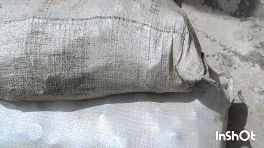 बासोपट्टी: बुलदेलखंड गांव के पोखरा के निकट से बासोपट्टी पुलिस ने 430 बोतल शराब व दो बाइक किया जब्त