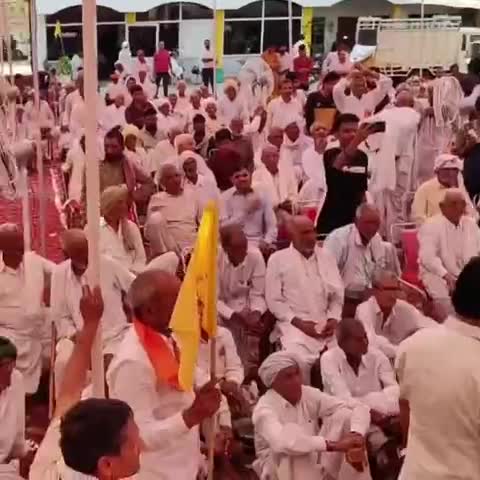 19 मई रविवार भगवान परशुराम जन्मोत्सव का न्योता देने कुरुक्षेत्र पहुंचा  सभी कुरुक्षेत्र वासियों का न्योता चूल्हा न्योत है।

#121_फीट_परशुराम_मन्दिर_मूर्ति_नींव #19_मई_परशुराम_जन्मोत्सव_पहरावर_रोहतक #haryana