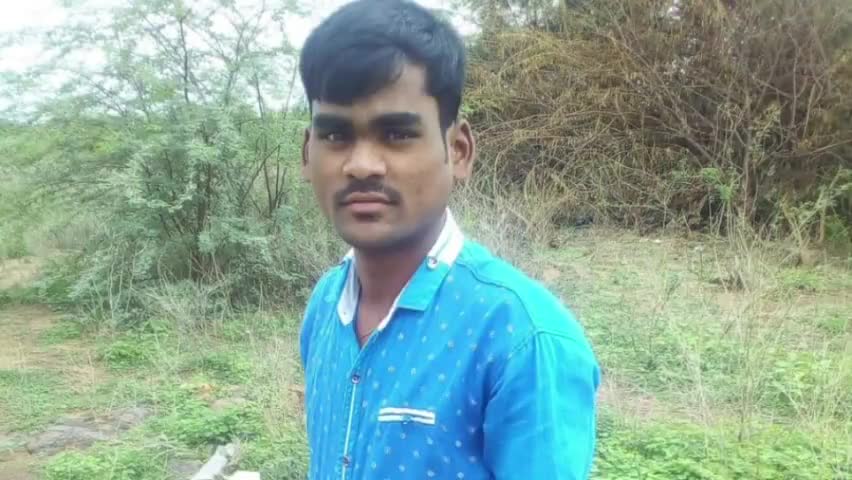 నర్సింహులపేట: జయపురం గ్రామంలో ప్రమాదవశాత్తూ విద్యుత్ షాక్‌కు గురై జాఫర్‌ అనే 25 ఏళ్ళ యువకుడు బుధవారం రాత్రి మృతి
