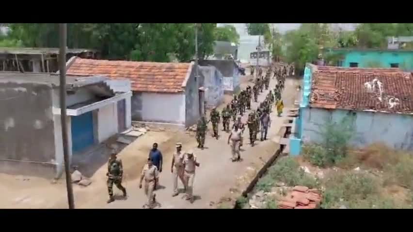 ఎన్నికలు సజావుగా నిర్వహించేందుకు సహకరించాలి, సిఆర్పిఎఫ్ కేంద్ర బలగాలతో రోడ్డు మార్చ్ నిర్వహించిన దామెర ఎస్సై అశోక్.