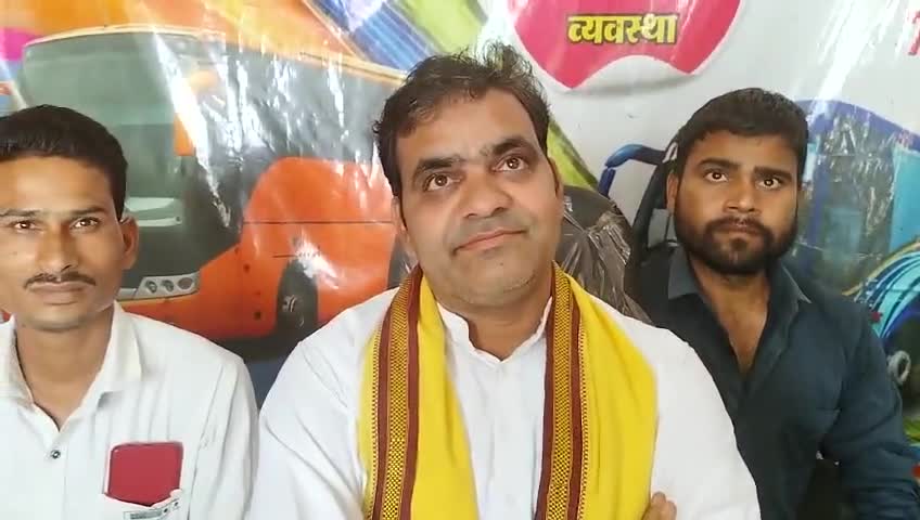 #late post
पोहरी#आज दोपहर में पोहरी विधानसभा के विभिन्न गांव में भृमण के दौरान के बाद पत्रकार वार्ता।।