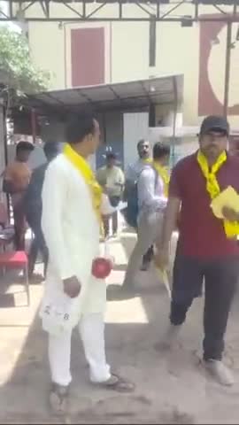 #jurycourt #votevapsipassbook 
भ्रष्ट हो चुकें नेताओं और सरकारी कर्मचारी को नोकरी से निकालने की शक्ति #GunLawIndia #elt