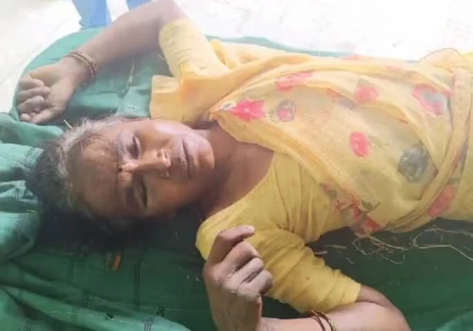 కడ్తాల్: ఇంటి ముందు పని చేస్తుండగా విద్యుత్‌ తీగ తగలడంతో కరెంట్ షాక్‌కు గురై కడ్తాల్‌ మండలంలో వివాహిత మృతి