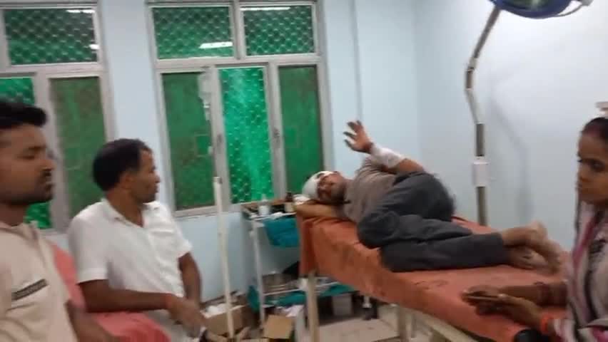 हसेरन: भगवंतपुर गांव में शराब के पैसे को लेकर दो पक्षों में मारपीट दो घायल,मेडिकल कॉलेज में भर्ती