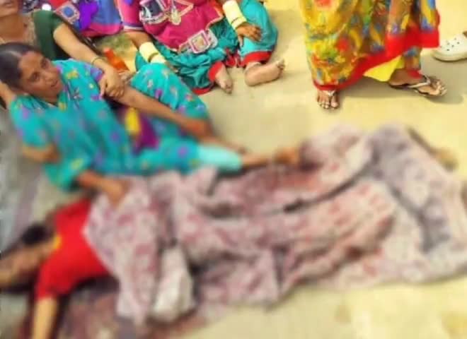 ఆమనగల్: ఆమనగల్ లోని అన్నారం తండాలో బొలెరో వాహనం ఢీకొని బాలిక మృతి