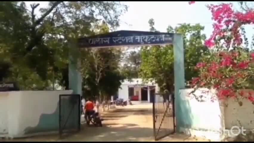 झरी जामणी: खुर्च्या घरी नेल्याचे कारणावरून विटेने मारून एकास केले जखमी,सोनेगाव येथील घटना