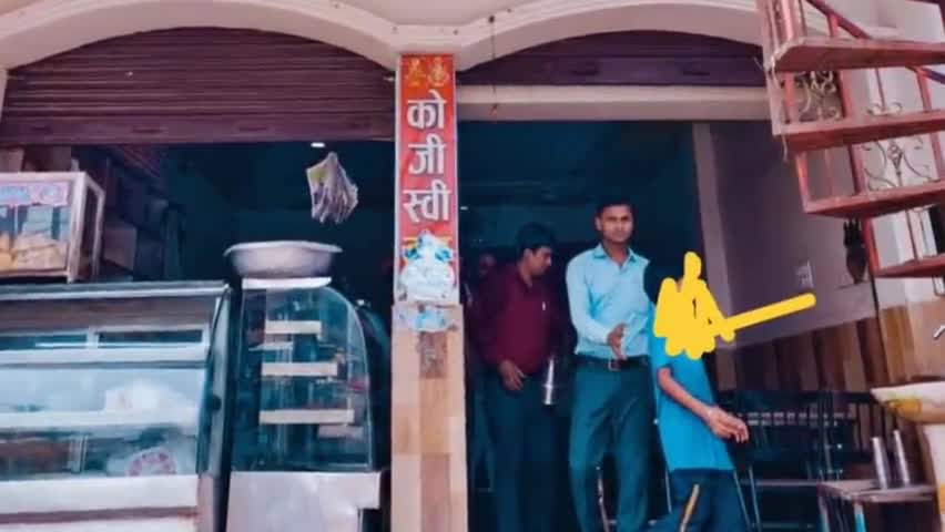 मोतिहारी: मोतिहारी मोतिहारी श्रम विभाग के द्वारा ढाका के दो प्रतिष्ठानों से दो बाल श्रमिकों को कराया गया विमुक्त