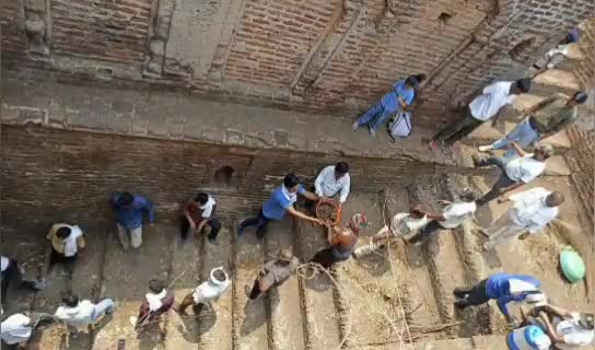 नरसिंहपुर: #जल गंगा संवर्धन अभियान_के तहत जिले के 1दर्जन से अधिक क्षेत्रों में तालाब, कुआं, बावड़ी, घाटों साफ-सफाई का कार्य किया गया