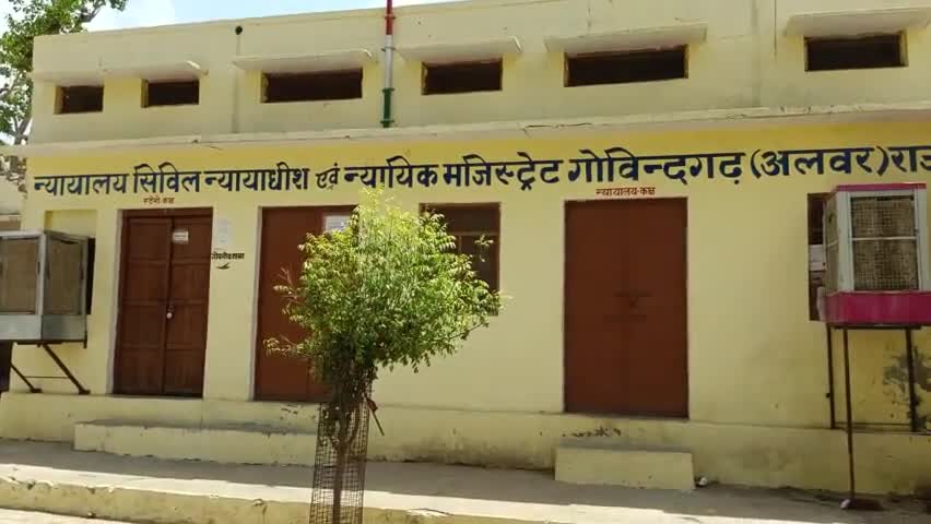 गोविंदगढ़ 13 जुलाई को होना है लोक अदालतों का आयोजन, लंबित प्रकरणों को आपसी सहमति से सुलझाने के किए जाएंगे प्रयास।