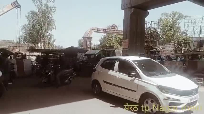 Meerut: ट्रांसपोर्ट नगर मेरठ सुबह के समय में लगा बैंक का जाम आम जनता हुई परेशान हुए!#मेरठ#गाज़ियाबाद #दिल्ली sr2847372