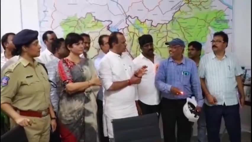 నార్కెట్​పల్లి: బ్రాహ్మణ వెల్లంలా ప్రాజెక్టును త్వరలోనే పూర్తి చేస్తామని మంత్రి కోమటిరెడ్డి వెంకటరెడ్డి వెల్లడి