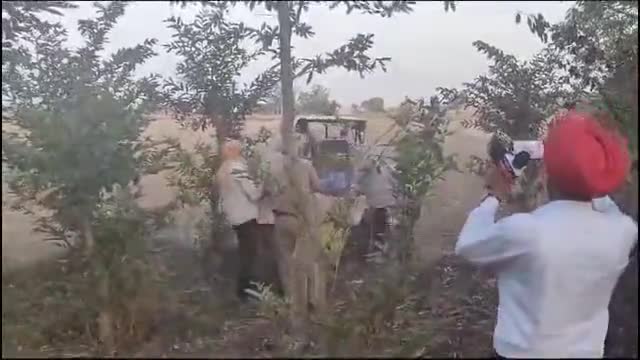 ਦੀਨਾਨਗਰ: ਗੁਰਦਾਸਪੁਰ ਦੇ ਪਿੰਡ ਡੀਡਾ ਸਾਂਸੀਆ ਵਿੱਚ ਤਿੰਨ ਨੌਜਵਾਨਾਂ ਦੀਆਂ ਸ਼ੱਕੀ ਹਾਲਾਤਾਂ ਵਿੱਚ ਮਿਲੀ ਲਾਸ਼ਾਂ ਪੁਲਿਸ ਕਰ ਰਹੀ ਮਾਮਲੇ ਦੀ ਜਾਂਚ ਜਾਂਚ