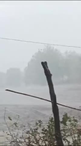 आज खरगोन में तेज आंधी तूफान के साथ बारिश हुई झमाझम