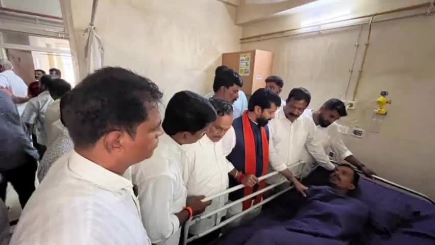 ಚೂರಿ ಇರಿತ ಪ್ರಕರಣ: ದೇರಳಕಟ್ಟೆಯಲ್ಲಿ ಗಾಯಾಳುಗಳ ಆರೋಗ್ಯ ವಿಚಾರಿಸಿದ ಪರಿಷತ್ ಸದಸ್ಯ ಸಿಟಿ ರವಿ