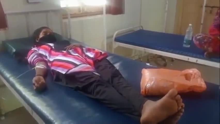 ತಾಳಿಕೋಟಿ: ತಾಳಿಕೋಟಿ ತಾಲೂಕಿನ ನಾವದಗಿ ಗ್ರಾಮಸ್ಥರಲ್ಲಿ ಕಾಣಿಸಿಕೊಂಡ ವಾಂತಿ ಭೇದಿ, ತಾಲೂಕಾಸ್ಪತ್ರೆಗೆ ಕೆಲವರು ದಾಖಲು