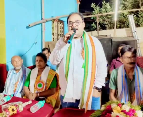 আমতা ১: আমতার স্যাওরাবেড়িয়া নবীন সংঘের ৪৫ তম বর্ষের মনসা মাতার পূজা উপলক্ষে অনুষ্ঠিত হলো অন্নকূট উৎসব উপস্থিত বিধায়ক